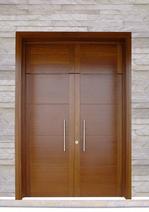 Puertas de entrada hechas en madera - CARPINTERIA FUSTA